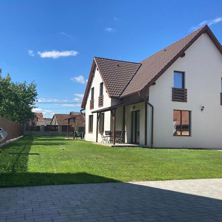 Fenyo Apartman House Ii. Odorheiu Secuiesc Dış mekan fotoğraf