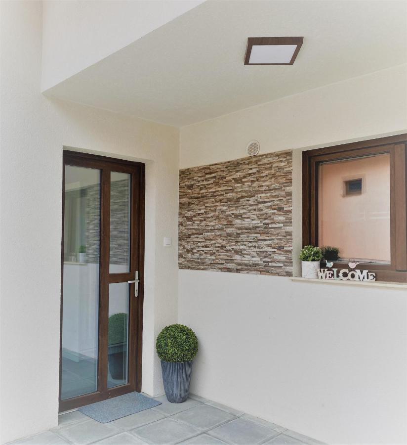 Fenyo Apartman House Ii. Odorheiu Secuiesc Dış mekan fotoğraf